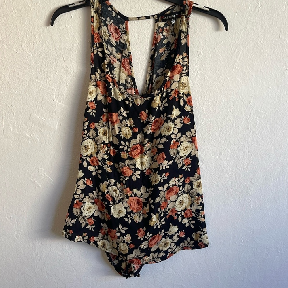 Redberry brand women’s tank top, size M, floral